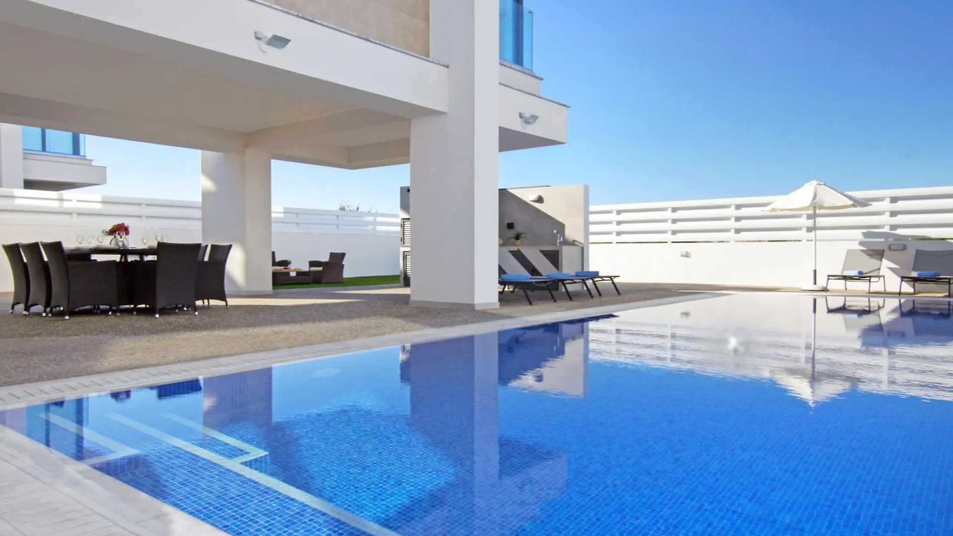 Villa Amazonia - Large Private Pool Protaras Cyprus